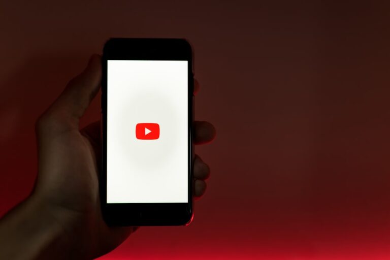 YouTube Ads Will Now Play Even When Your Video Is Paused